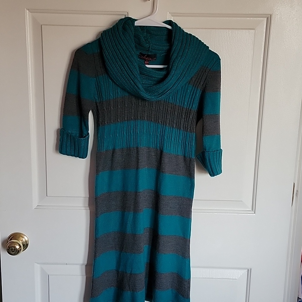 Beautiful sweater dress, girls large, cowl neck. Teal and gray by Takeout.